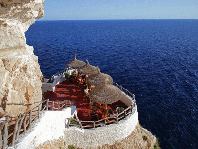 Du lịch - Kinh ngạc trước 10 nhà hàng, quán bar "đẹp - độc - lạ" vượt tầm kiểm soát