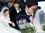 Phim - Song Joong Ki hôn say đắm Song Hye Kyo trong hôn lễ thế kỷ