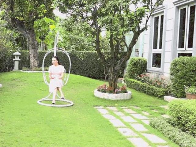 Ca nhạc - MTV - Nhà đẹp của sao: Ngất ngây biệt thự "hoàng gia" của Hồ Quỳnh Hương