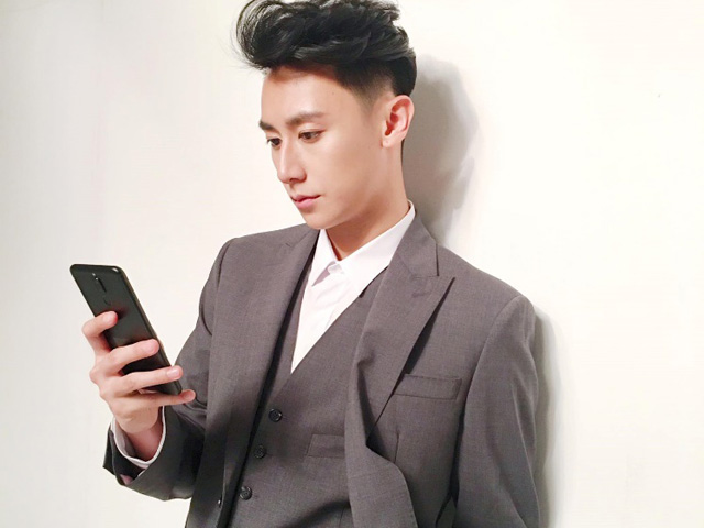 Thế giới công nghệ - Rocker Nguyễn - “Phiêu” hết mình để chinh phục những vai trò mới