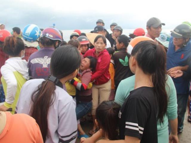 Tin tức trong ngày - Vùng bão trắng khăn tang