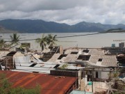 Tin tức trong ngày - Tin đồn ác nghiệt làm người dân vùng bão thêm hoang mang