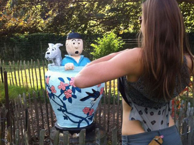 Tranh vui - Anh em "đỏ mặt" với các cô nàng siêu quậy