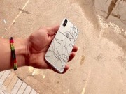 Dế sắp ra lò - Gai người trước màn tra tấn &quot;smartphone nghìn đô&quot; iPhone X