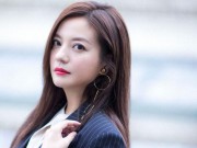 Đời sống Showbiz - Thông tin Triệu Vy tham dự hội nghị APEC tại Việt Nam gây sốt