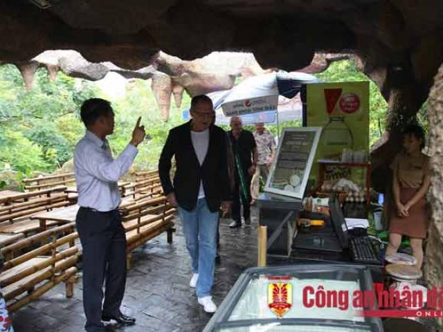 Tin tức trong ngày - Bộ trưởng Ngoại giao và Kinh tế Nga “vi hành” ở núi Thần Tài