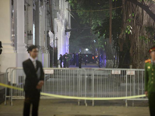 Trắng đêm bảo vệ Tổng thống Mỹ Donald Trump ở Hà Nội