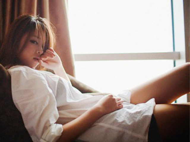 Bạn trẻ - Cuộc sống - Dằn vặt ghen tuông với vợ cũ của bạn trai