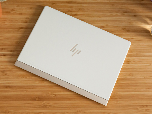 Thời trang Hi-tech - HP Spectre 13: Cấu hình "ngon", thiết kế đẹp, giá chuẩn