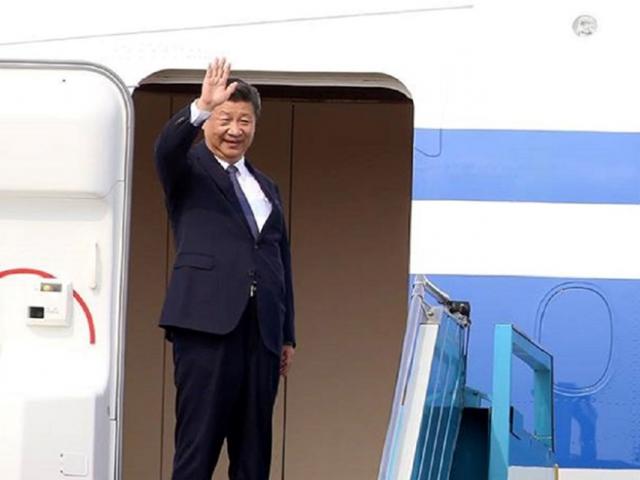 Toàn cảnh: Chủ tịch Tập Cận Bình lên máy bay rời Hà Nội