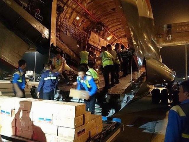 Tin tức trong ngày - Khánh Hòa phân bổ 40 tấn hàng Nga viện trợ bão số 12