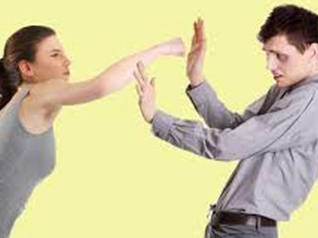 Tin tức trong ngày - Đàn ông bị bạo lực: Vợ bạo hành chồng nhiều năm mà không biết