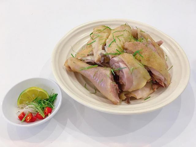 Ẩm thực - Bí quyết cho món gà hấp lá chanh mềm dai, ngọt thịt ngon không cưỡng nổi