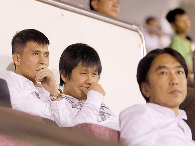 Bóng đá - Công Vinh bị "chọc tức" ngày đón HLV Miura về TP.HCM