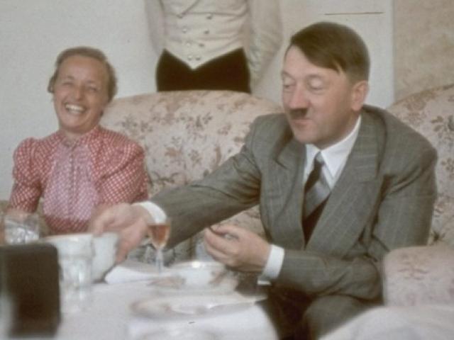Thế giới - Đầu bếp tiết lộ thói quen ăn uống lạ của Hitler