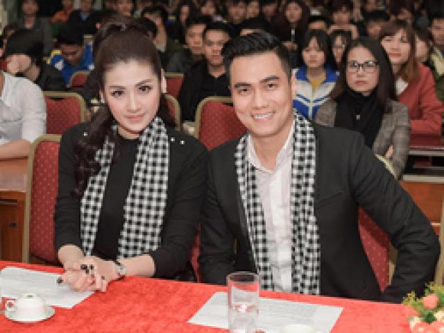 "Bạn gái Noo Phước Thịnh" và "thiếu gia Phan Hải" tông xuyệt tông đen tại sự kiện