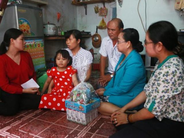 Tin tức trong ngày - Vụ bạo hành trẻ mẫu giáo: Do "đối phó tinh vi" nên không biết?