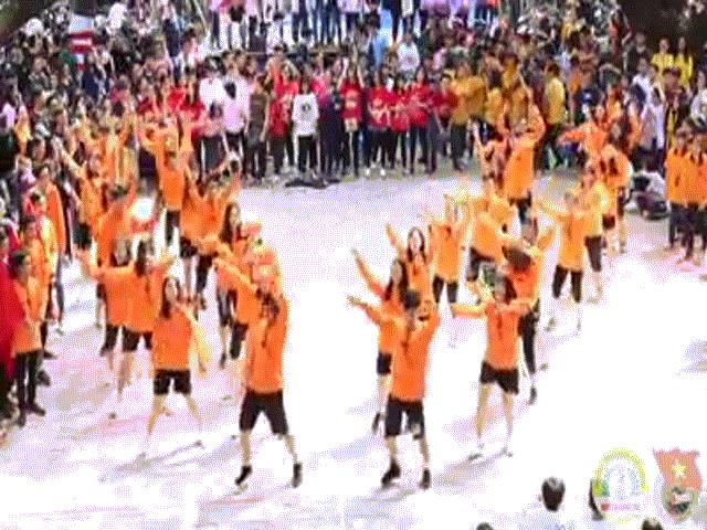 Bạn trẻ - Cuộc sống - Phát cuồng với những màn nhảy cực chất của học sinh