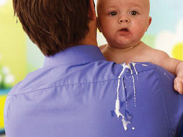 Sức khỏe đời sống - Chuyên gia hướng dẫn xử lý nôn trớ cho trẻ cực kỳ hiệu quả