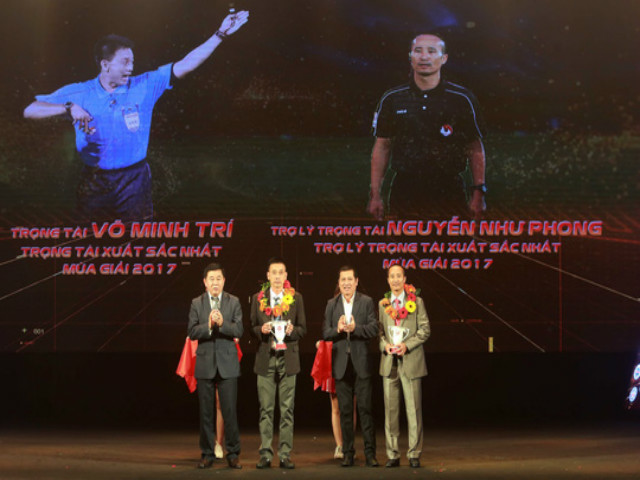 Bóng đá - Quà giải nghệ của "vua" Võ Minh Trí