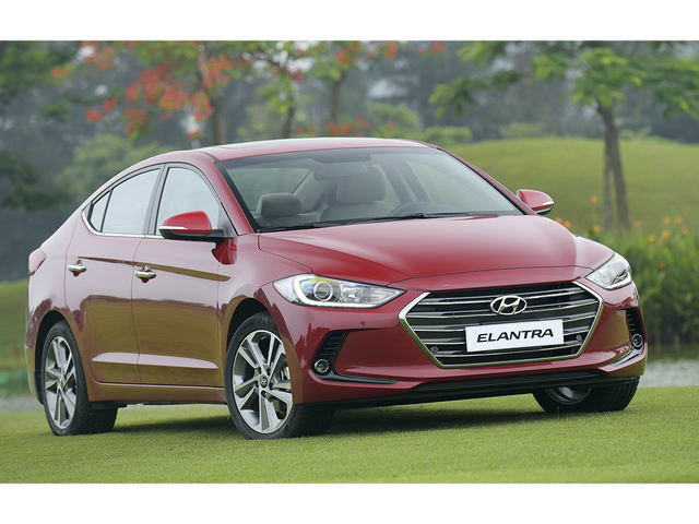 Tư vấn - Hyundai Elantra giảm giá xuống còn 549 triệu đồng