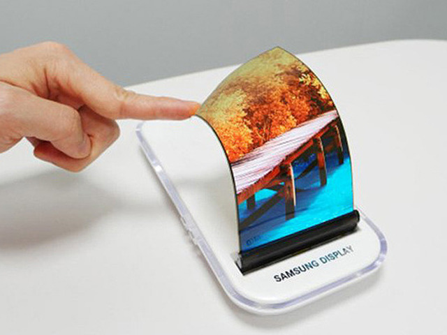 Dế sắp ra lò - Samsung sớm tung điện thoại uốn dẻo Galaxy X nhằm "phủ đầu" Apple