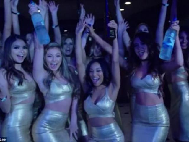 Thế giới - Triệu phú Mỹ đổ 90 tỉ đồng làm sinh nhật cho con trai