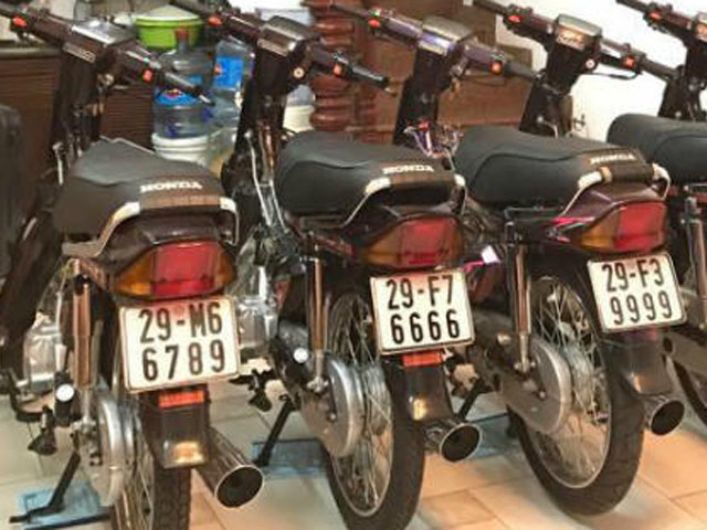 Thế giới xe - 9X sở hữu loạt xe Dream biển tứ quý, biển sảnh cực "khủng"