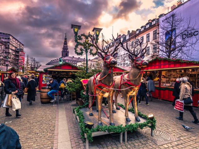 Du lịch - Không khí nóng rực tại 7 thành phố lộng lẫy nhất dịp Giáng sinh