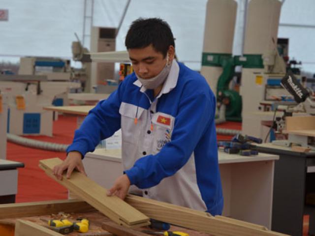 Tin tức trong ngày - Thưởng Tết Nguyên đán năm 2018 dự kiến "sáng sủa"