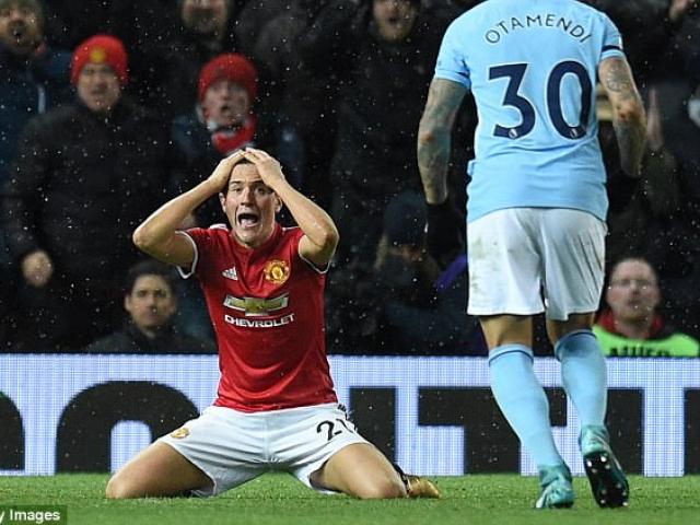 Bóng đá - MU hậu derby Manchester: SAO kêu oan, nguy cơ "tan nát" tuyến giữa