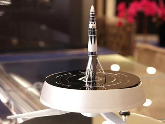 Thị trường - Tiêu dùng - Những món quà giá “khủng” được khao khát nhất dịp Giáng sinh