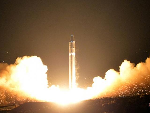 Thế giới - Nghị sĩ Mỹ: 70% ông Trump tấn công nếu ông Kim Jong-un lặp lại hành động