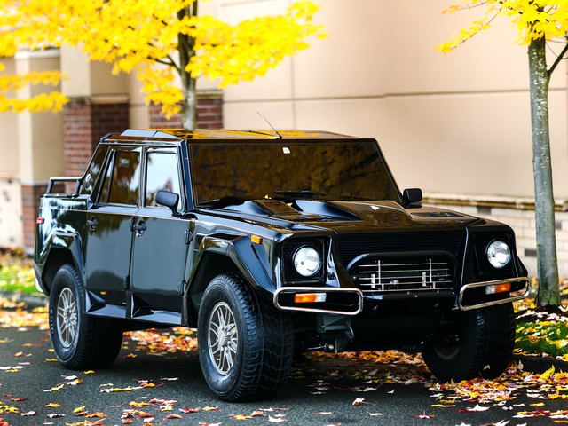 Tư vấn - "Cụ tổ" của Lamborghini Urus có giá 10,6 tỷ đồng