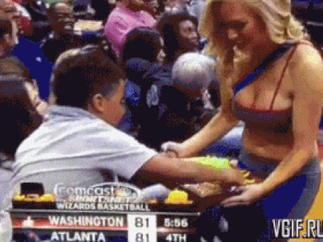 Tranh vui - "Tuổi trẻ tài cao" bá đạo như một quý ông