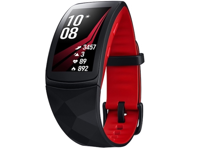 Công nghệ thông tin - Samsung Gear Fit2 Pro có thể lặn sâu 50m, giá bao nhiêu?