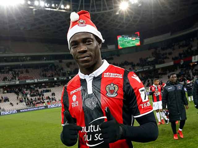 Bóng đá - Tin HOT bóng đá tối 22/12: Chelsea trả Courtois lương cao nhất thế giới