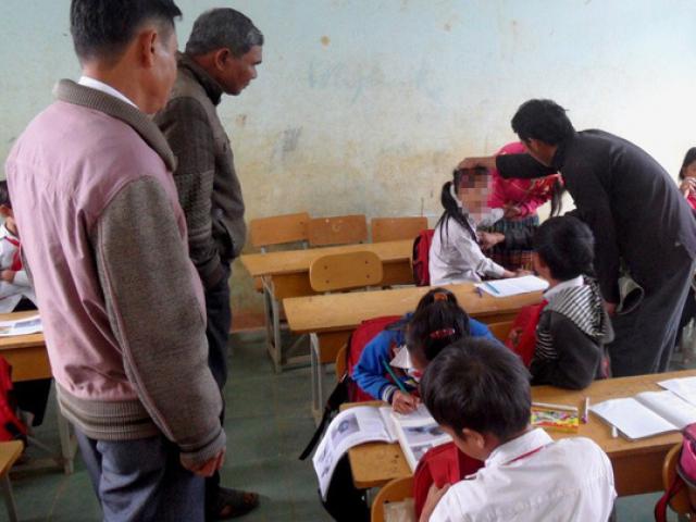 Tin tức trong ngày - Đề nghị Bộ Y tế vào cuộc vụ nữ sinh "lên đồng" tập thể ở Đắk Lắk