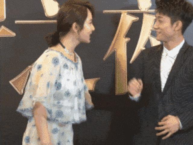 Đời sống Showbiz - Những khoảnh khắc bẽ mặt của sao Hoa ngữ