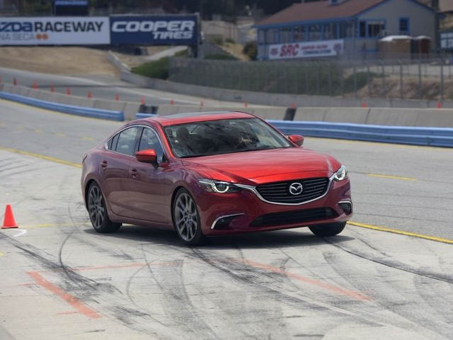 Tư vấn - G-Vectoring Control của Mazda thú vị đến thế nào?