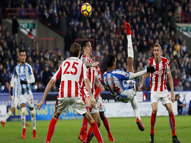 Bóng đá - Huddersfield Town - Stoke: Kịch chiến máu lửa, hai đòn choáng váng