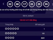 Tin tức trong ngày - NÓNG: Giải jackpot 105 tỉ “nổ” ngay ngày làm việc cuối năm 2017