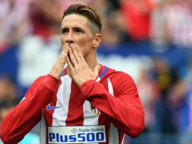 Sự kiện bóng đá triệu view 2017: Torres cận kề tử thần, cả thế giới bàng hoàng