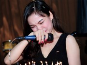 Đời sống Showbiz - Giang Hồng Ngọc phải tiêm thuốc vào cổ họng trước khi lên sân khấu