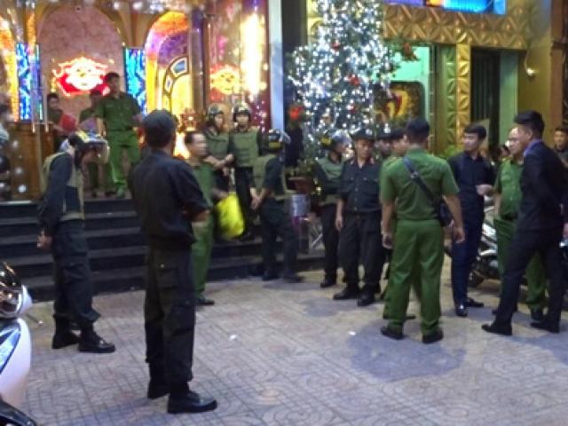 Pháp luật - Biên Hòa: Đột kích quán bar, tạm giữ gần 200 người