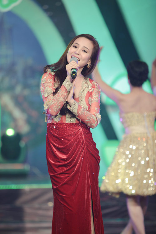 Yến Trang nhảy Gangnam Style đón năm mới - 11