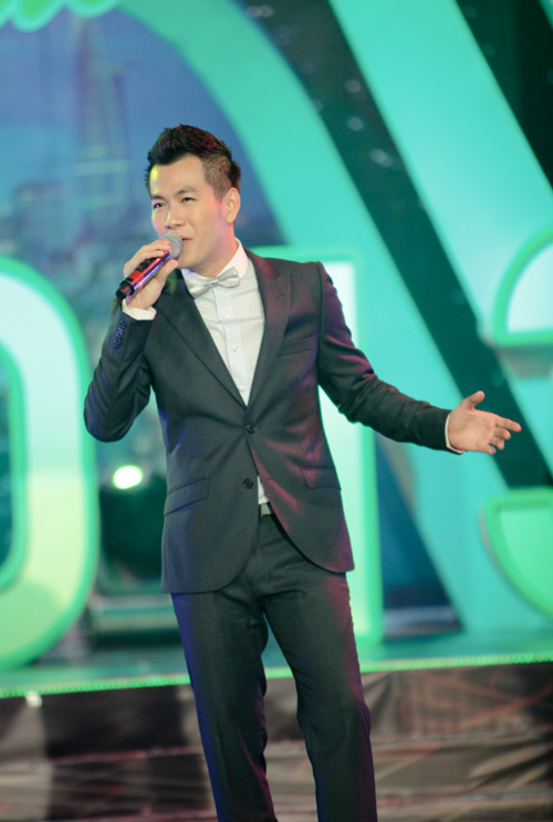 Yến Trang nhảy Gangnam Style đón năm mới - 17