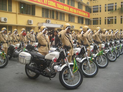 Lực lượng 142 mật phục bắt cò mồi, móc túi - 2