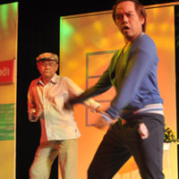  - Danh hài "nhảy ngựa" cực sung