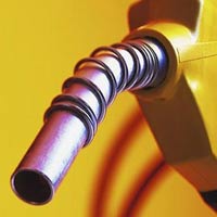 Thị trường - Tiêu dùng - Giá xăng, dầu thế giới đồng loạt tăng mạnh